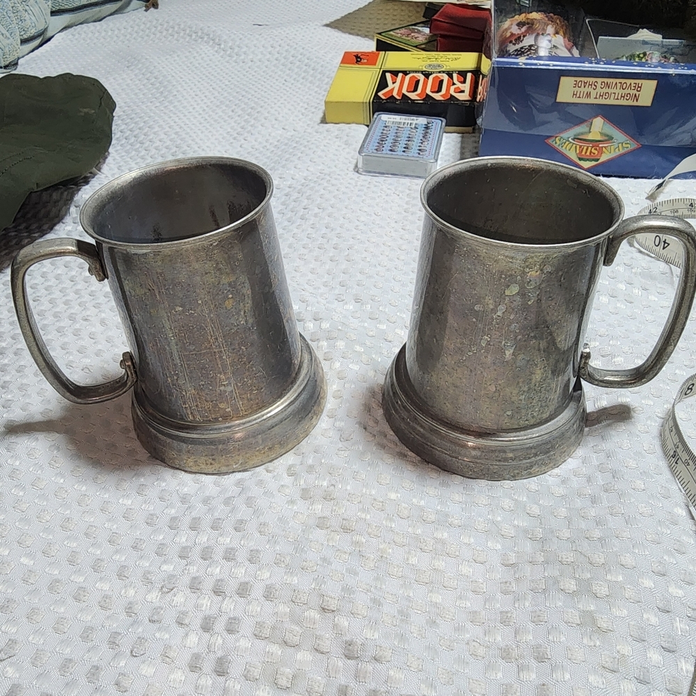 SCHLITZ VINTAGE 2 MUG PEWTER BEER MUGS GLASS BOTTOM COLLECTORS